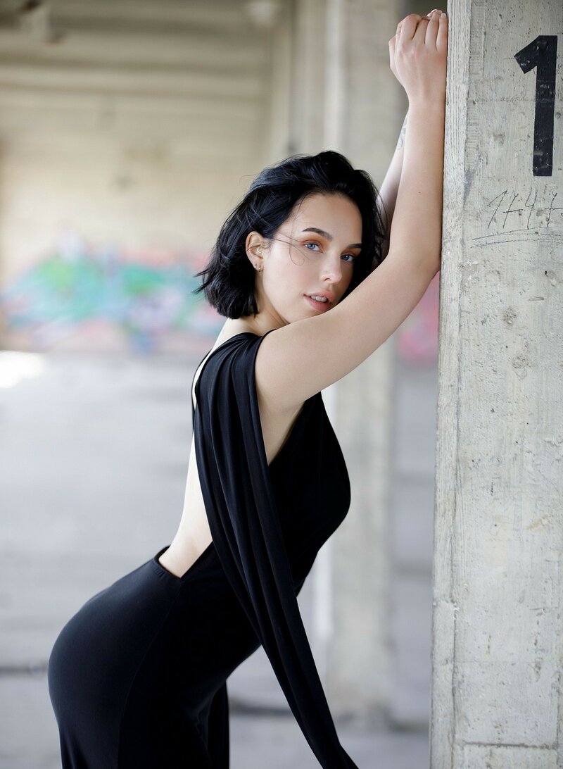Антонина, 27